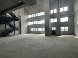 Carros Centre (D25), Factory #589181401
